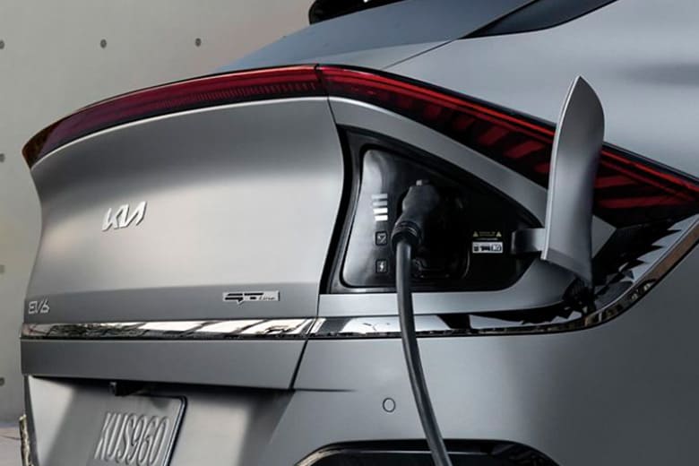 kia_EV6_2024_asset-list_ultra-fast-dc-fast-charging-capability_XXL.jpg